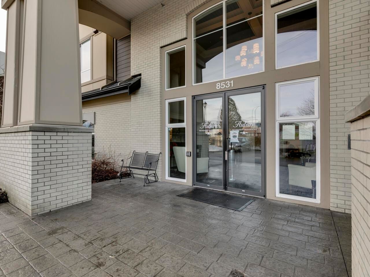 Listing Image 23