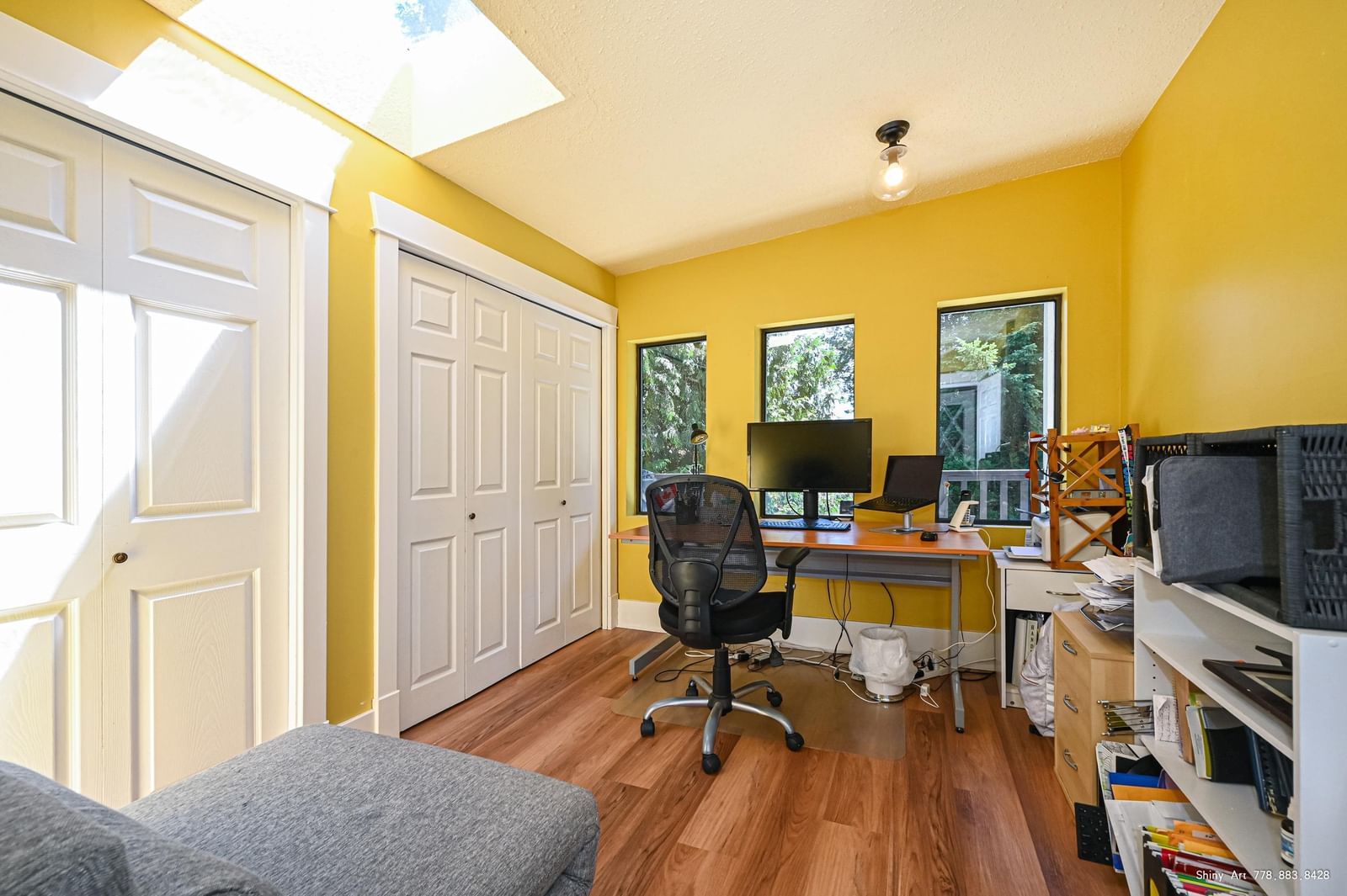 Listing Image 12