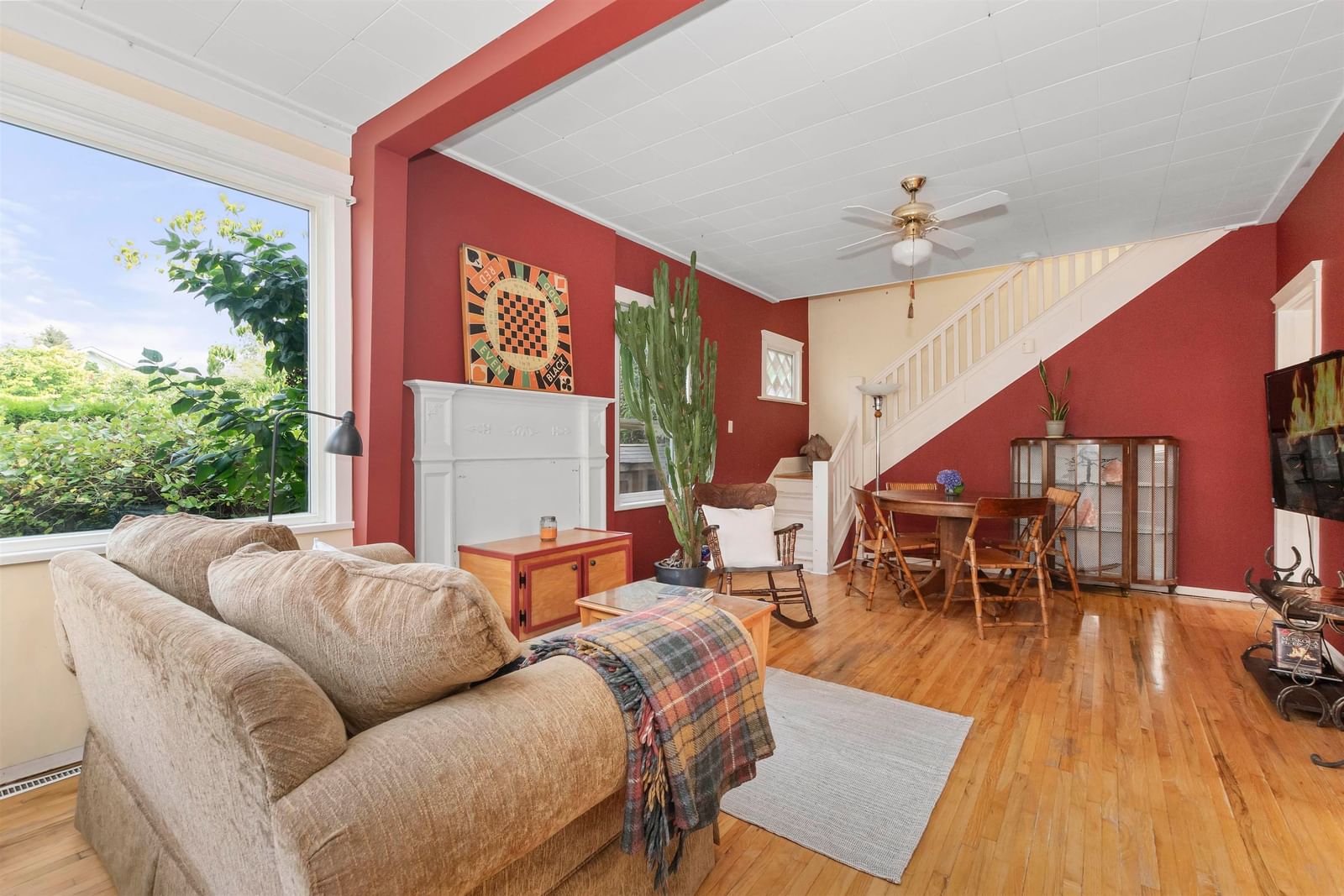 Listing Image 5