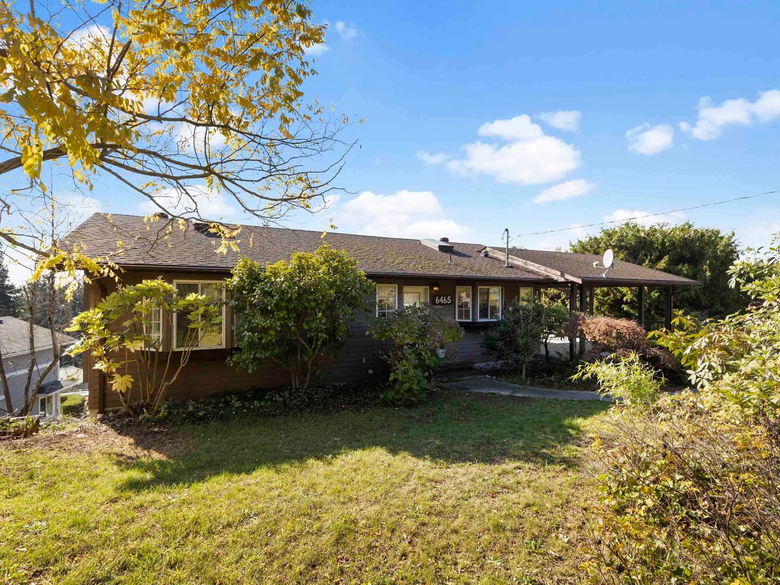 Listing Image 4