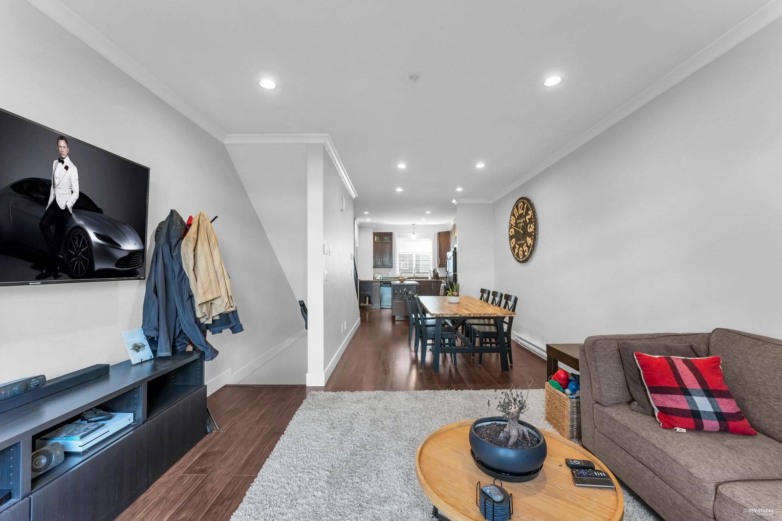 Listing Image 15