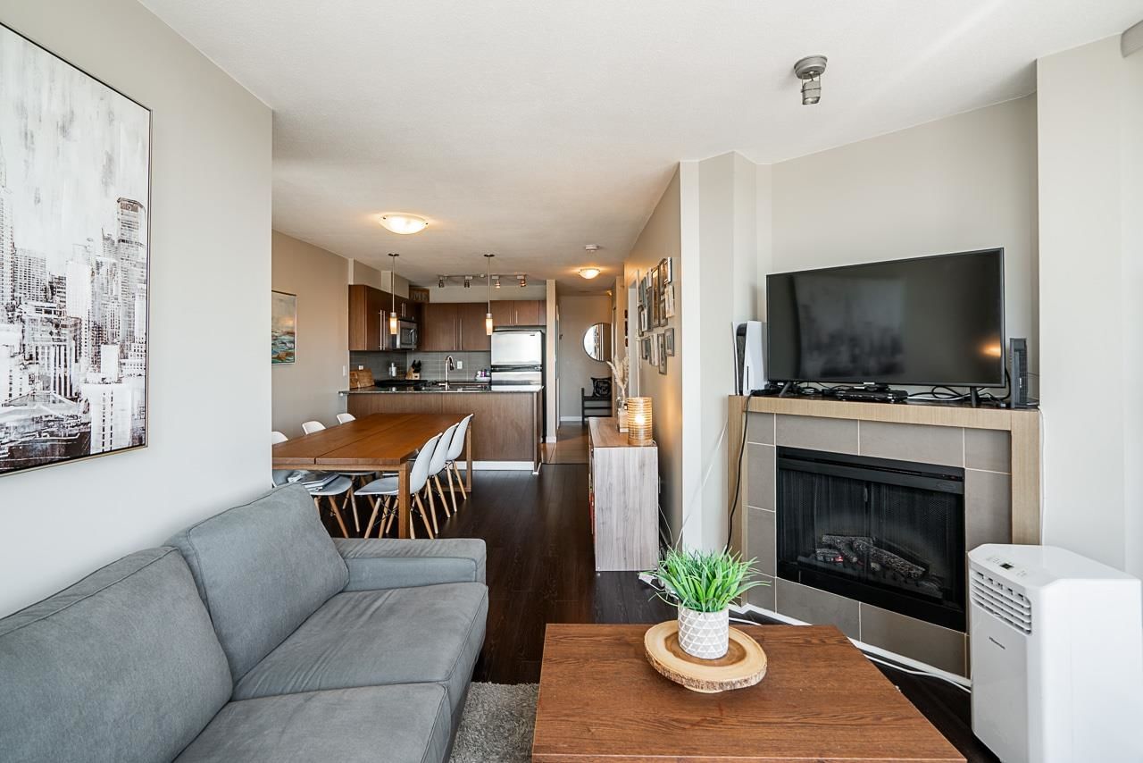 Listing Image 15