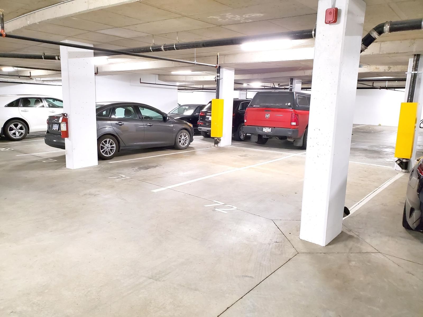 Listing Image 15