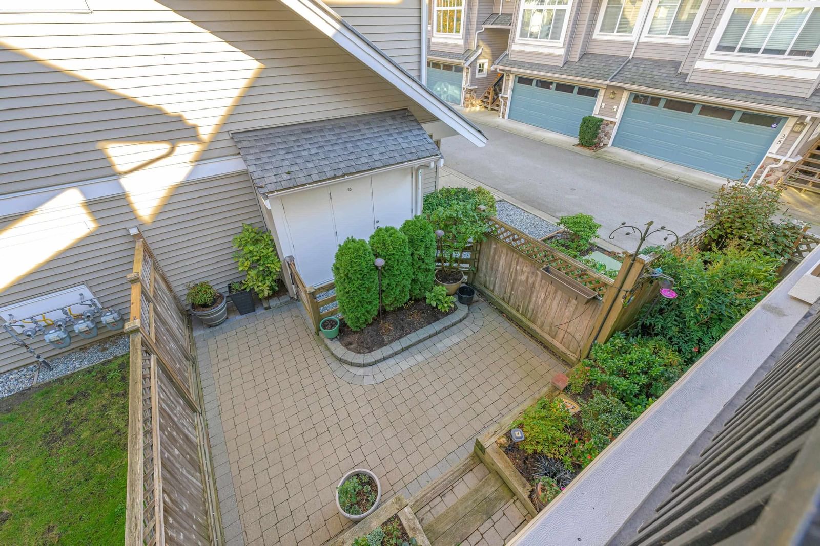 Listing Image 19