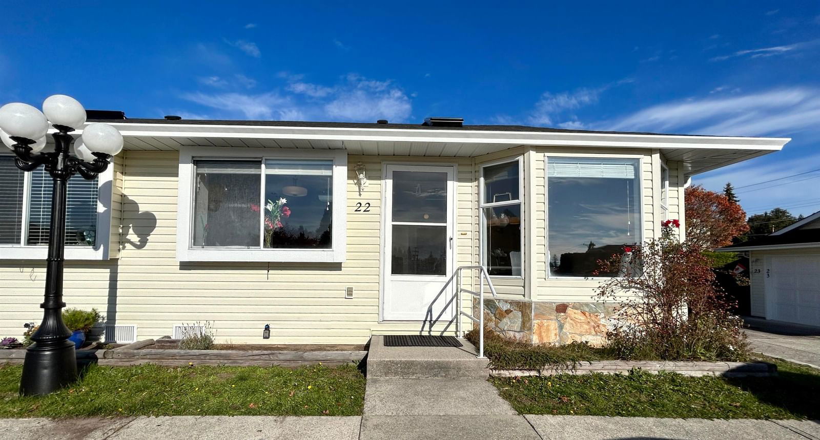 Listing Image 0