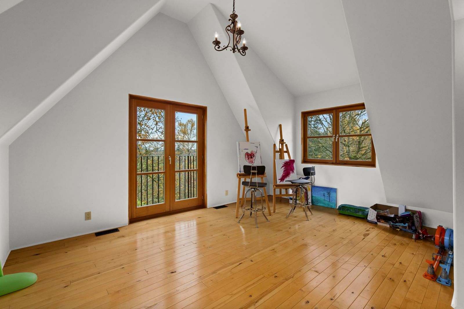 Listing Image 24