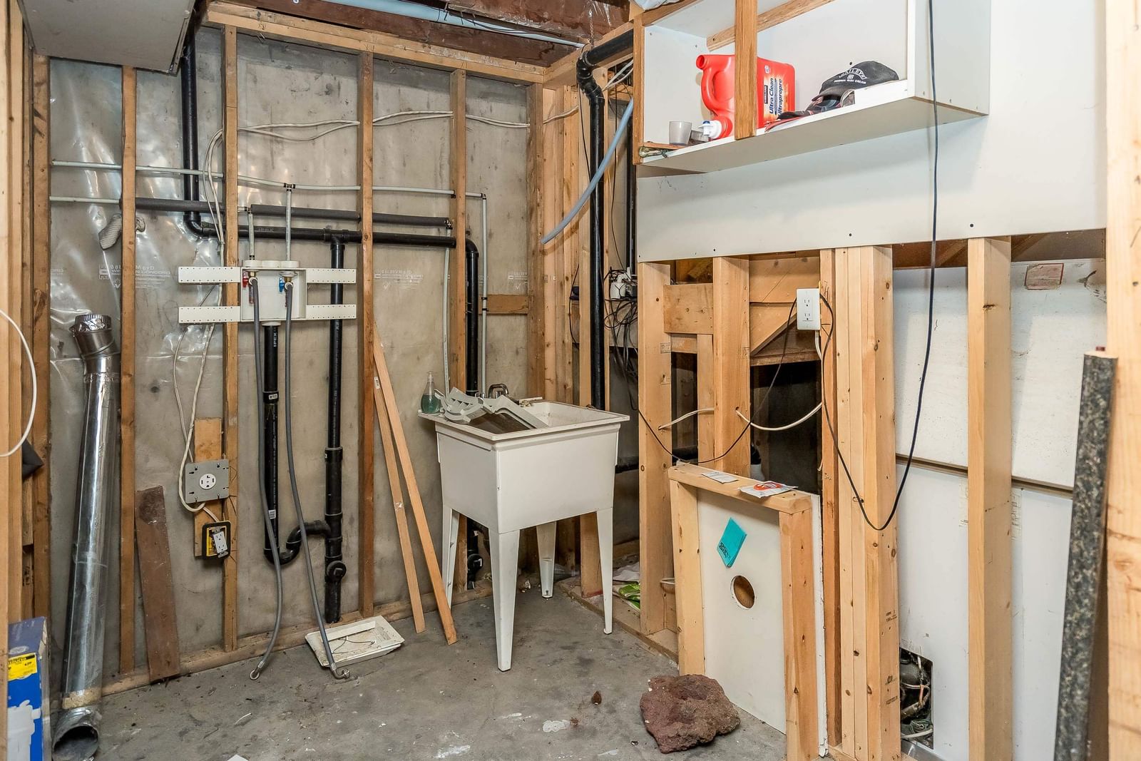 Listing Image 12