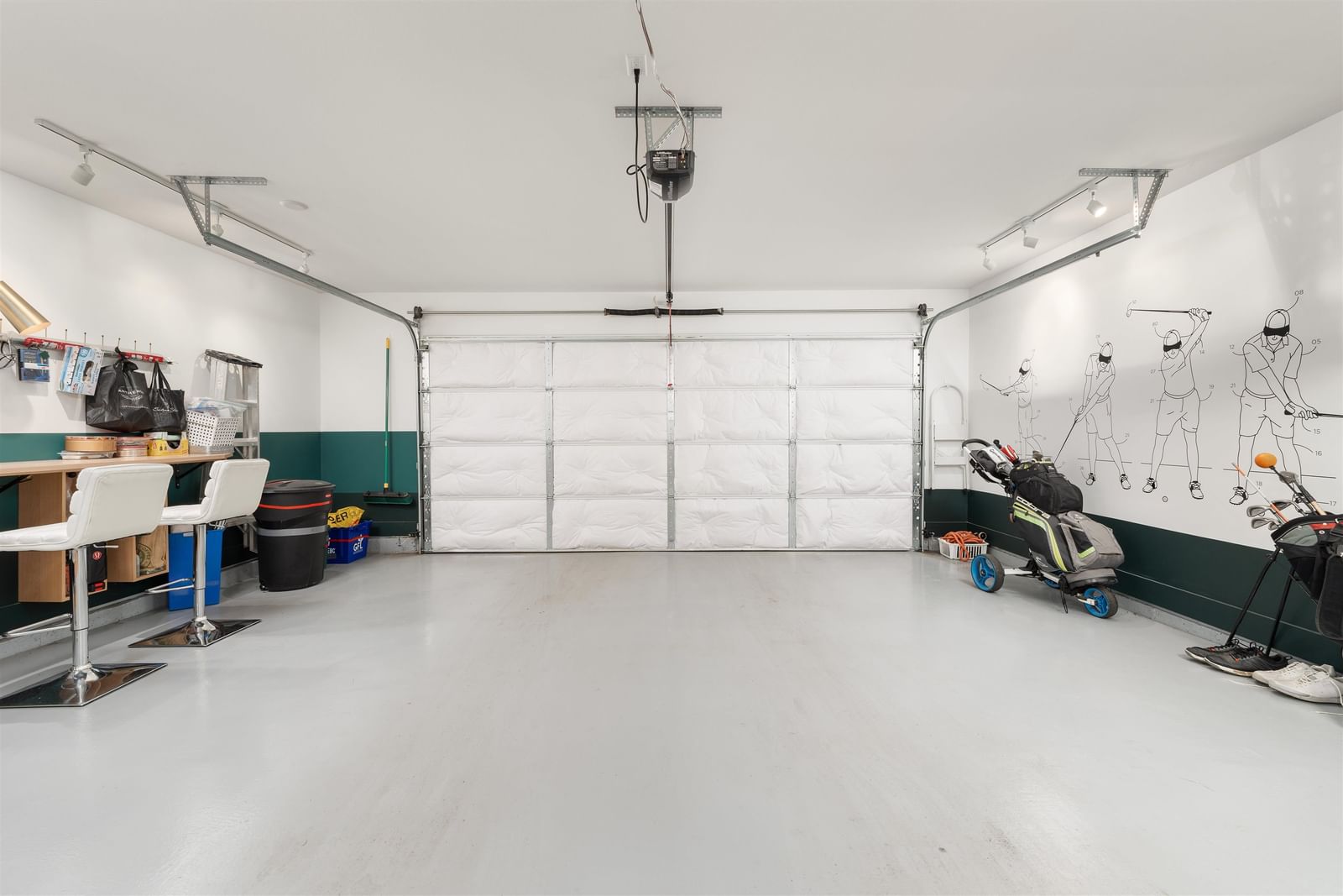 Listing Image 33