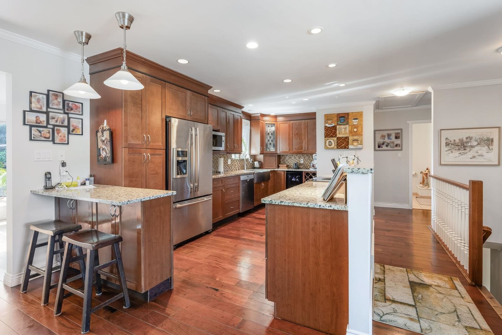 Listing Image 15