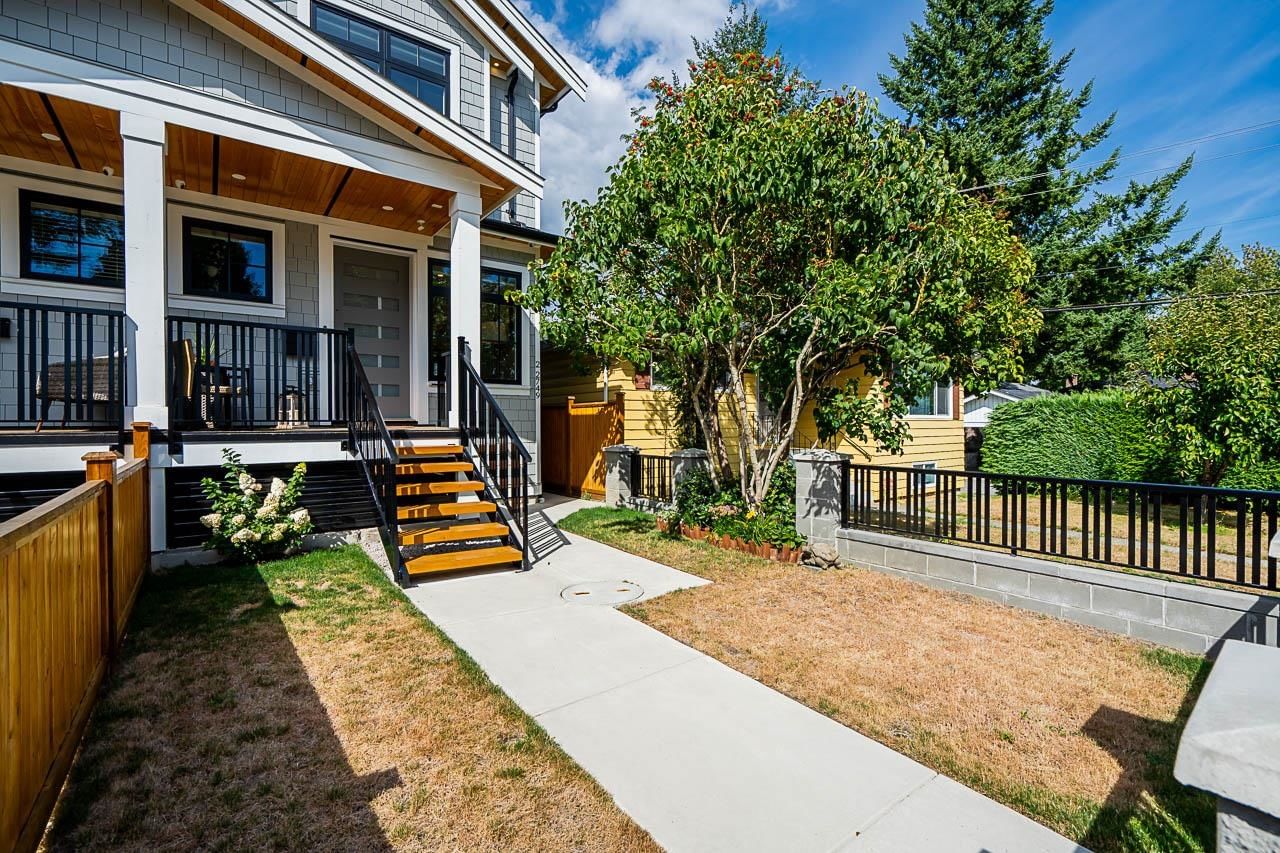 Listing Image 4