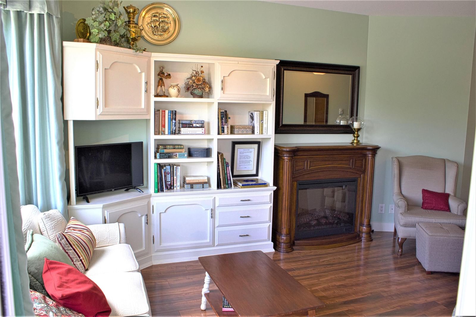 Listing Image 10