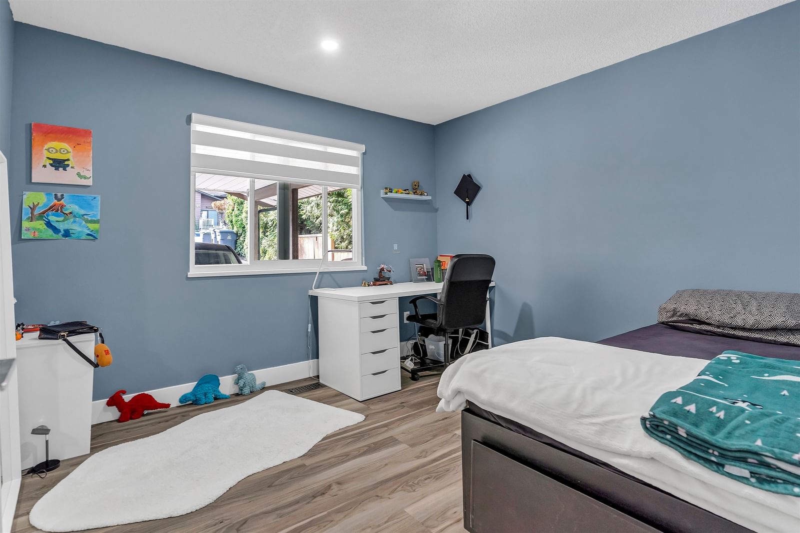 Listing Image 13