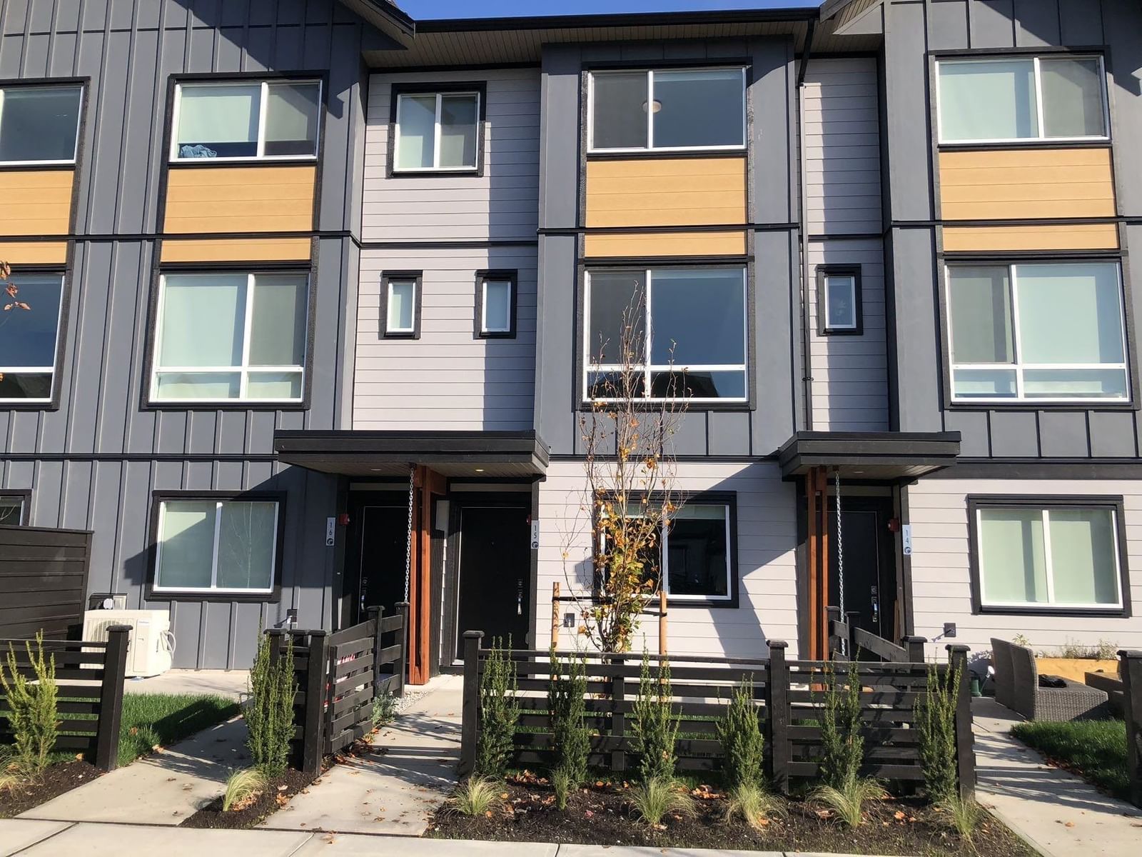 Listing Image 14