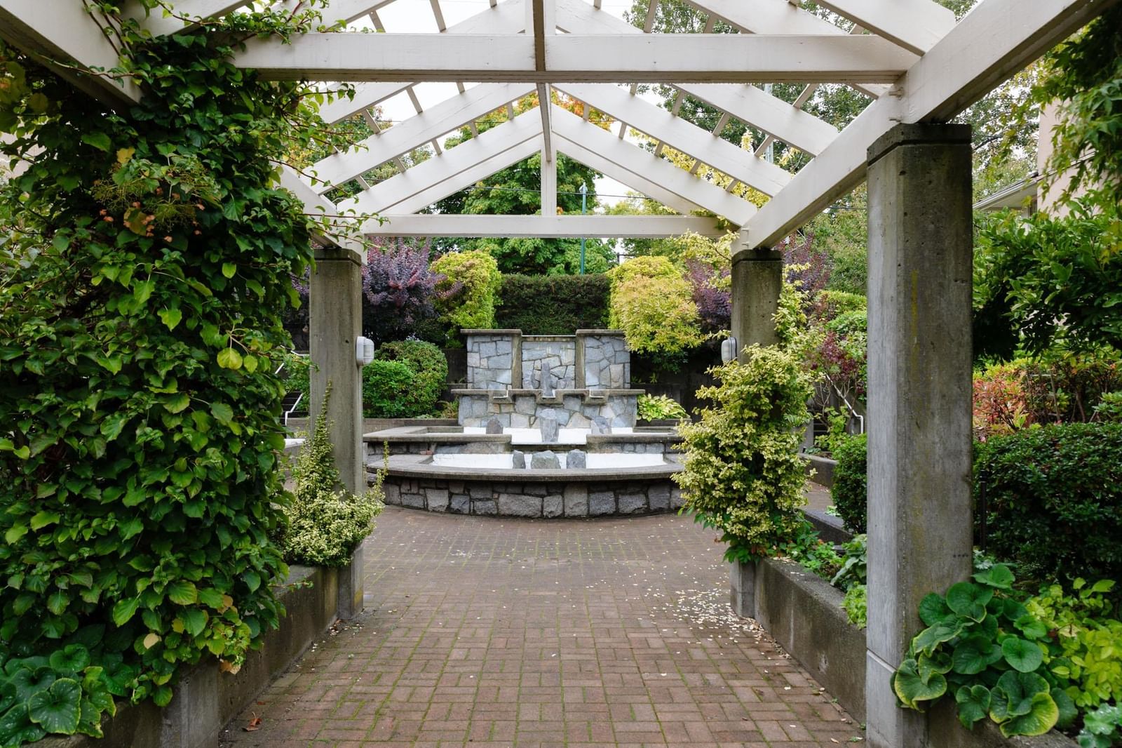 Listing Image 24