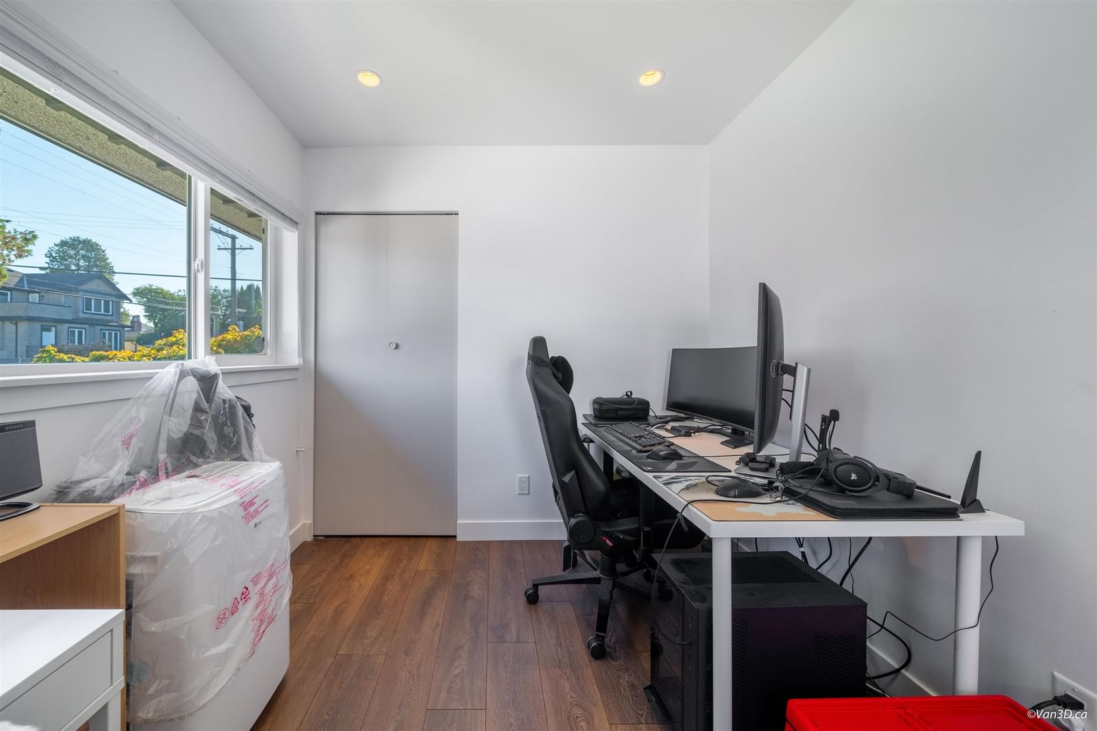 Listing Image 19