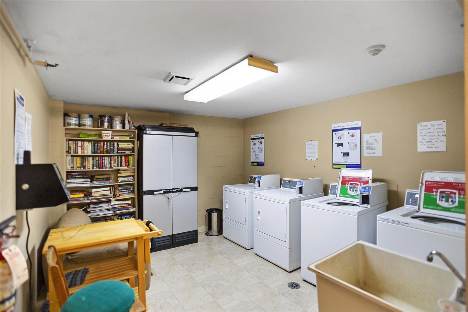 Listing Image 22