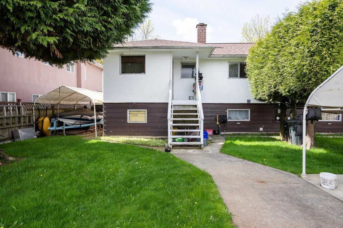 Listing Image 10