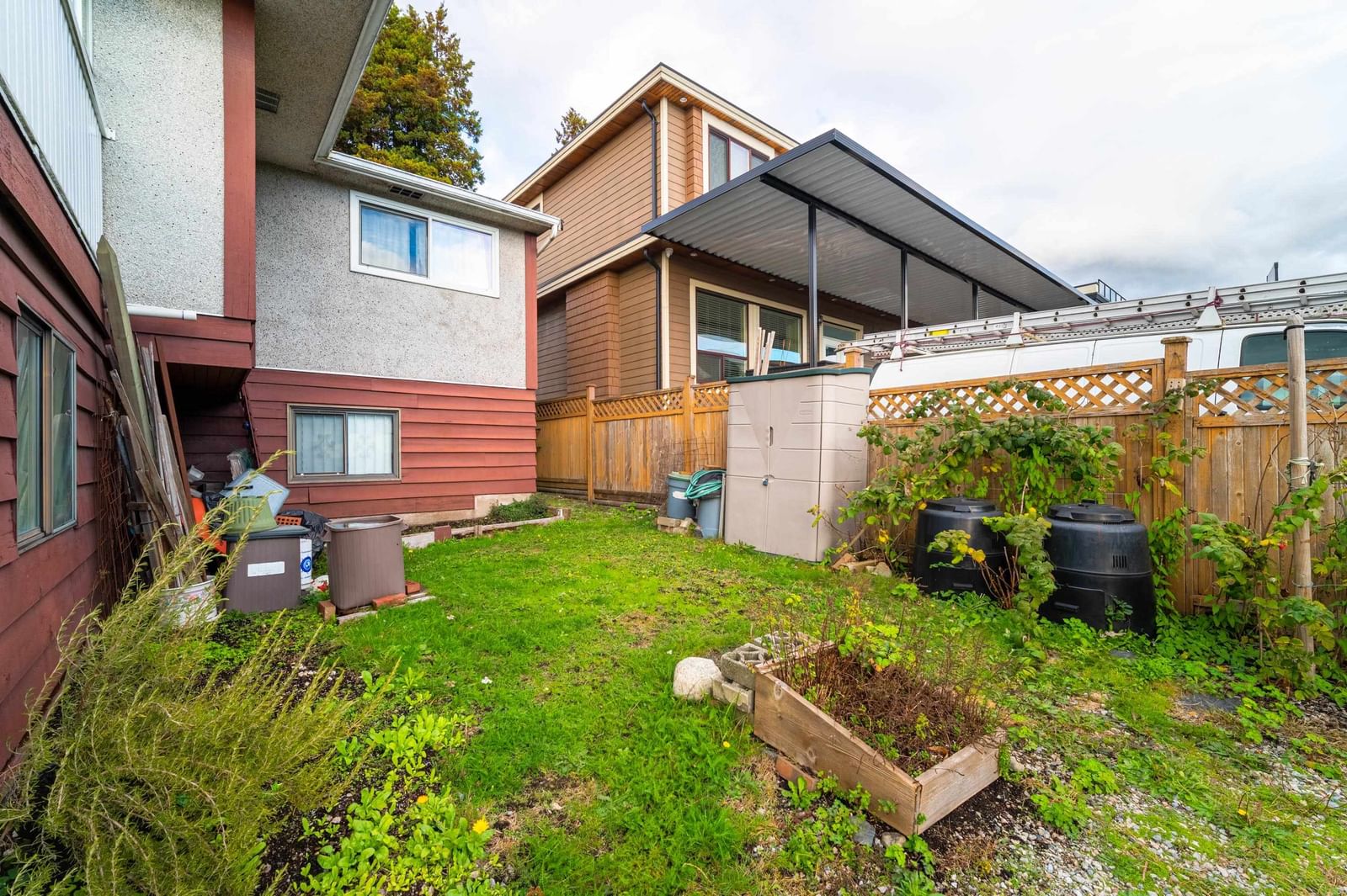 Listing Image 7
