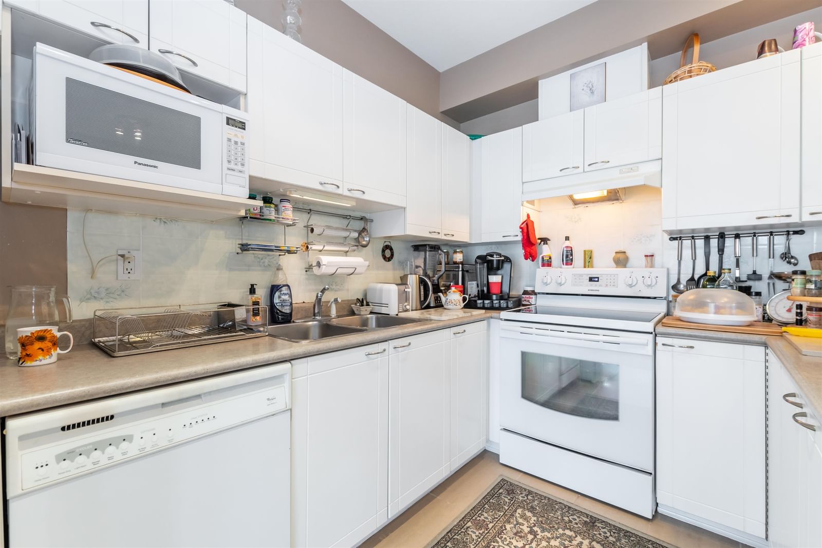Listing Image 15