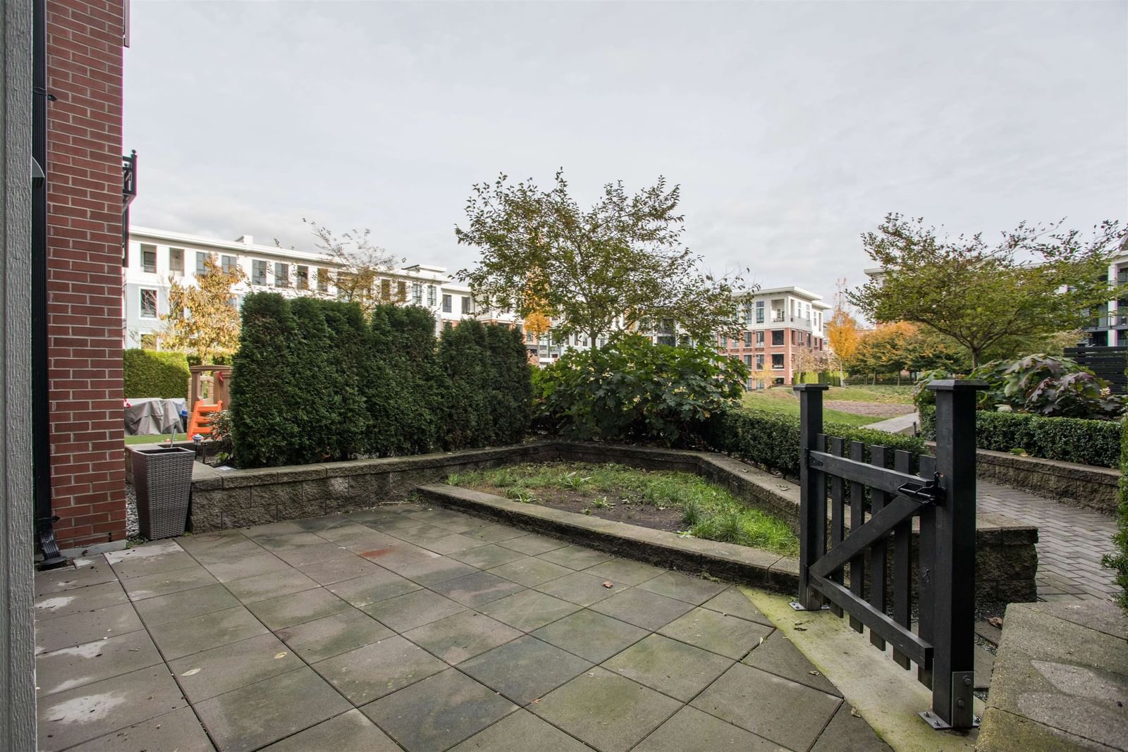 Listing Image 30