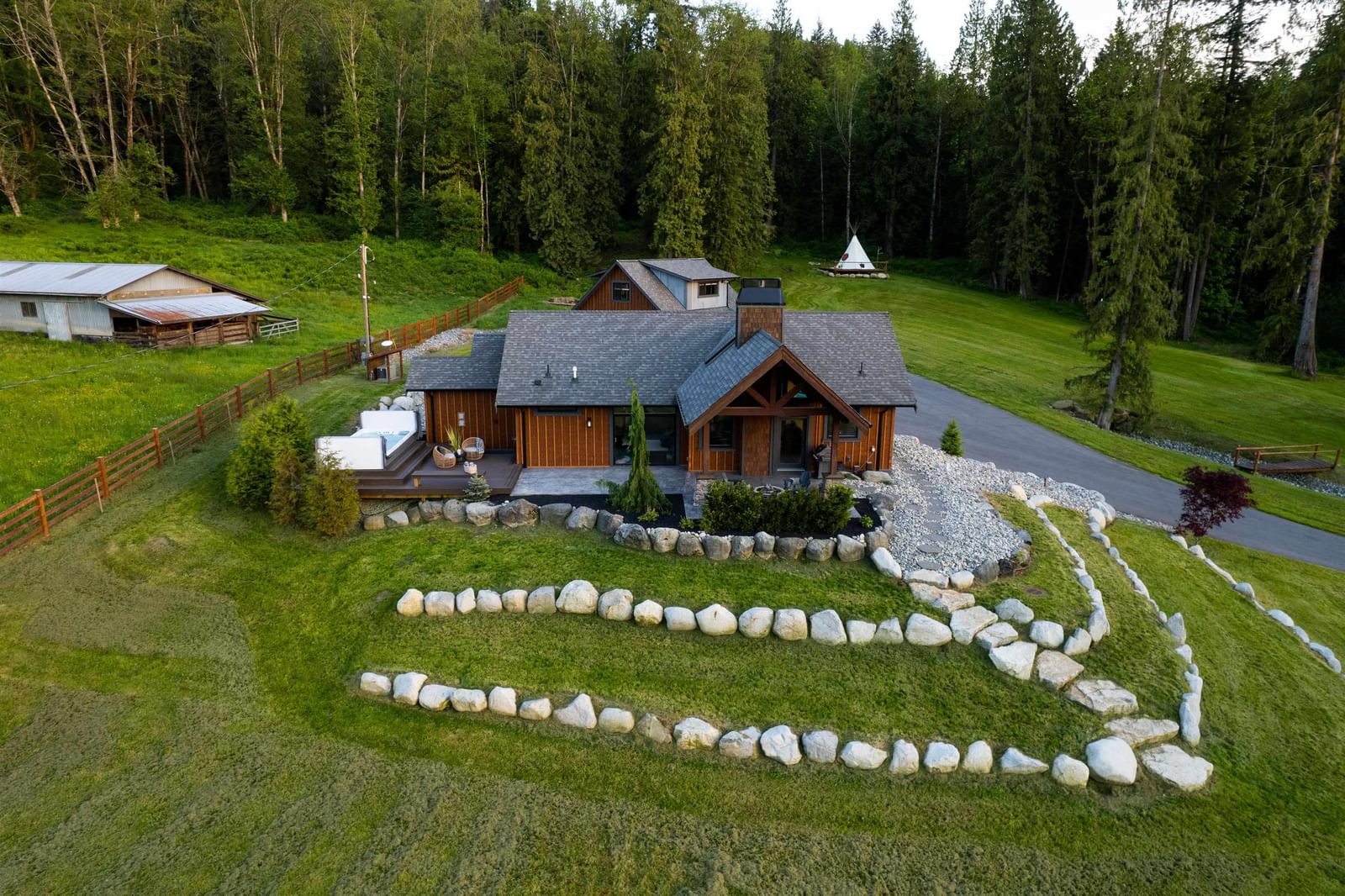 Listing Image 40