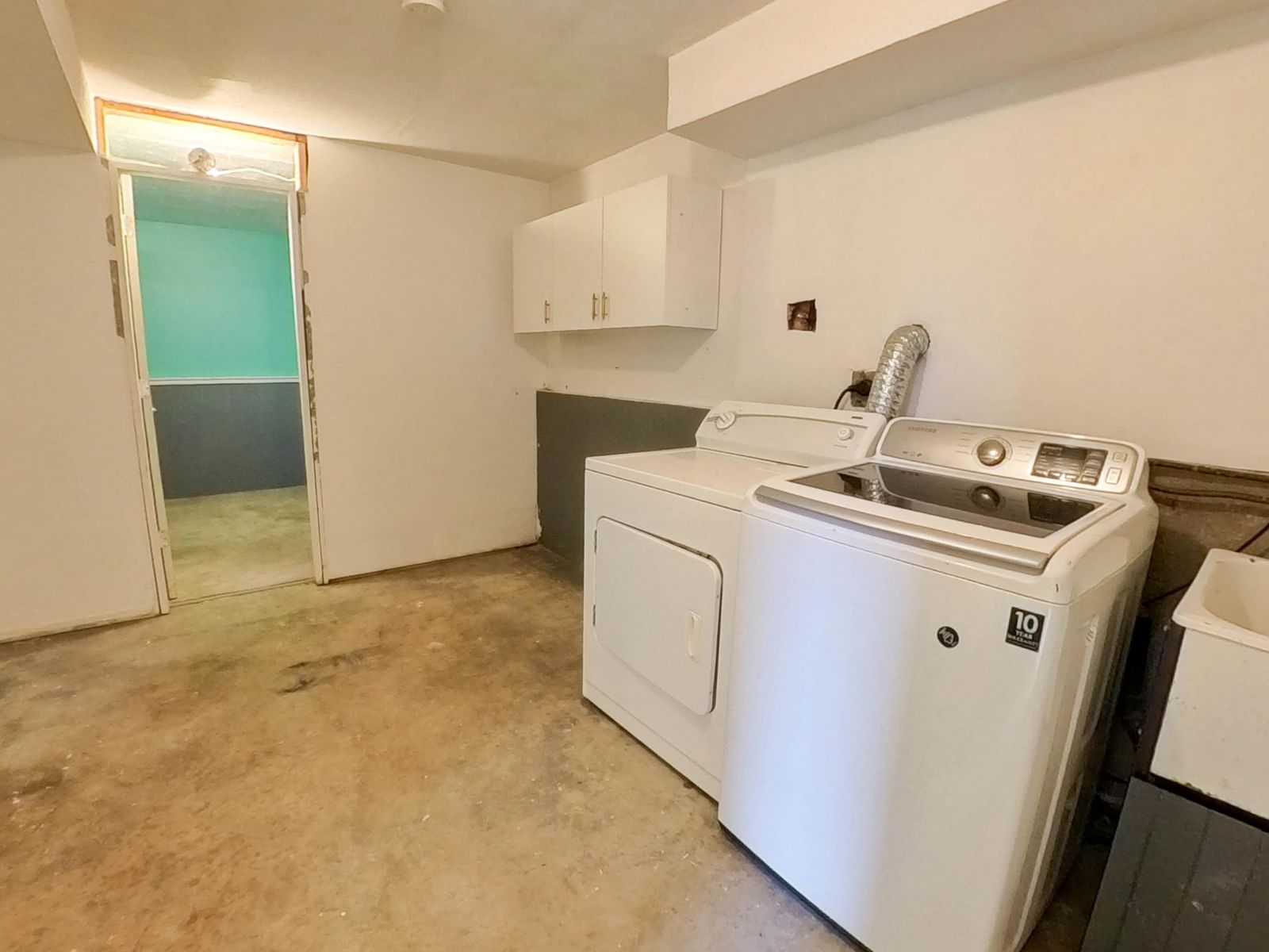 Listing Image 20