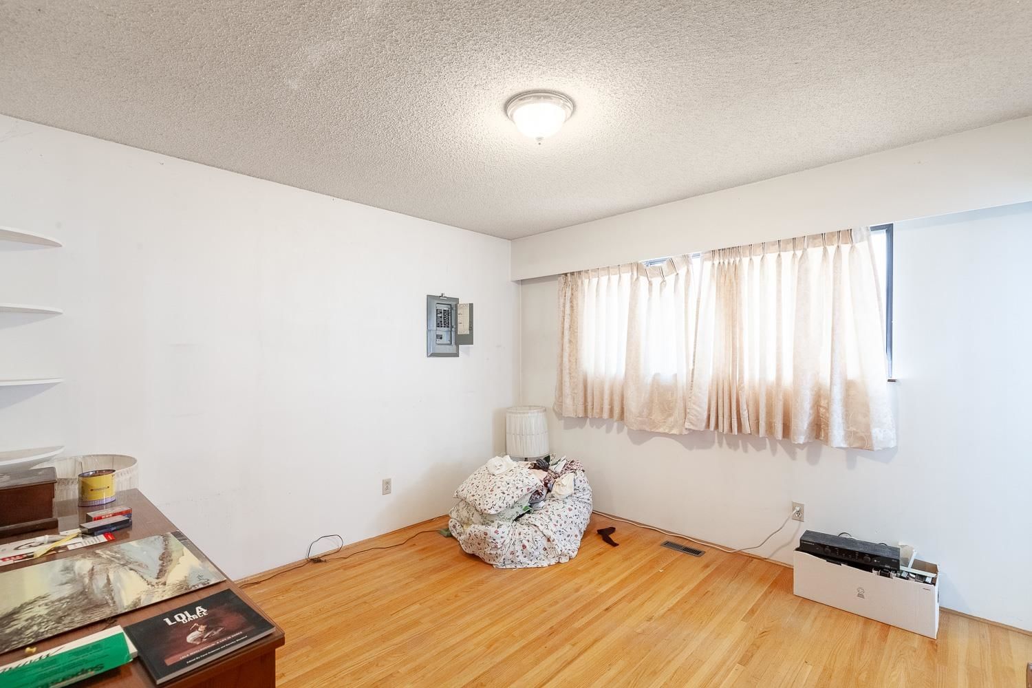 Listing Image 30
