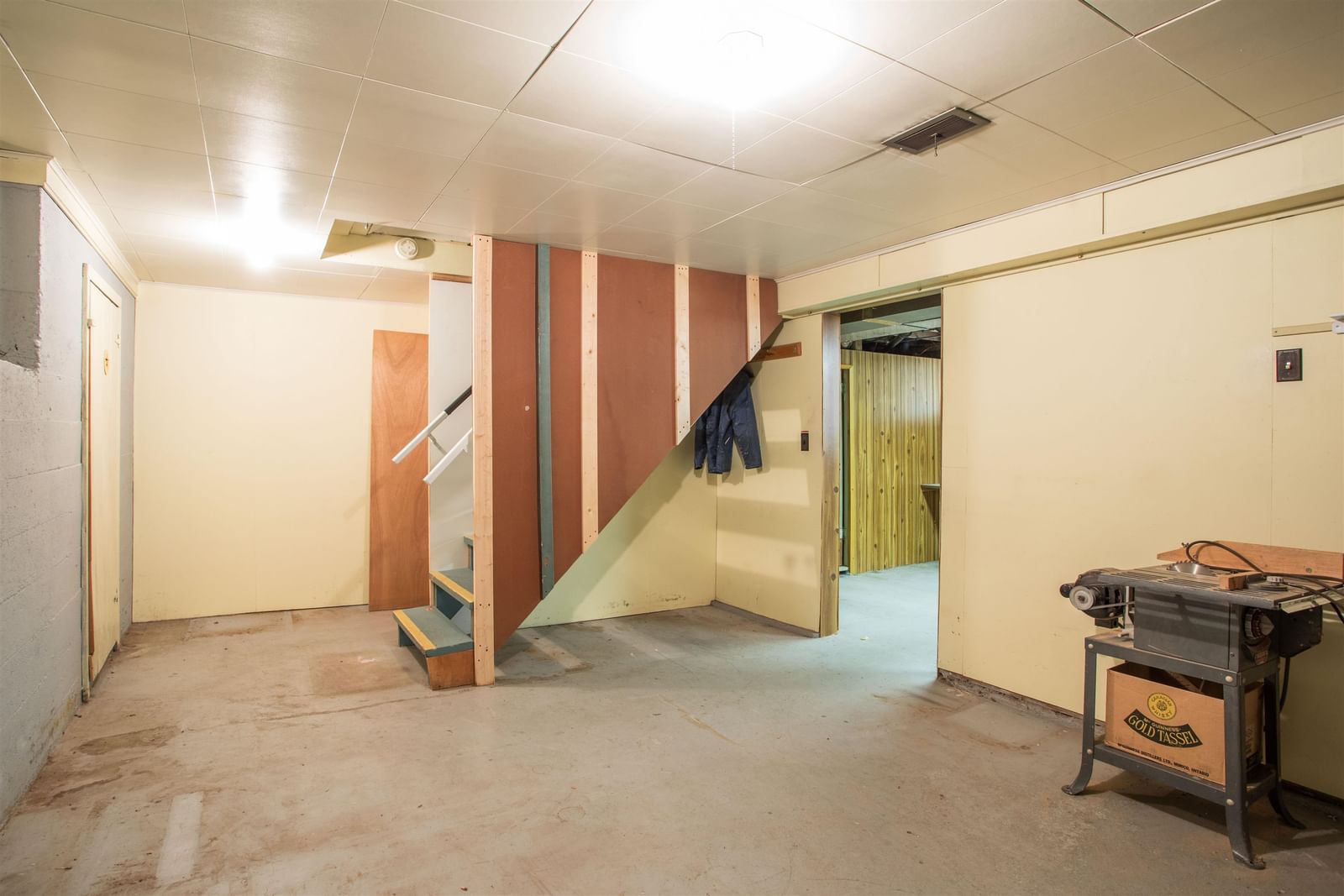 Listing Image 19