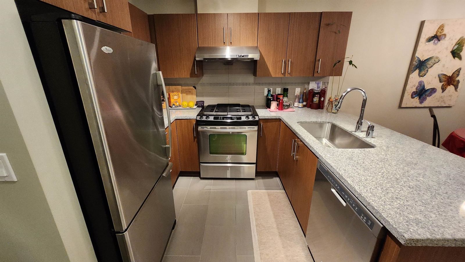 Listing Image 8