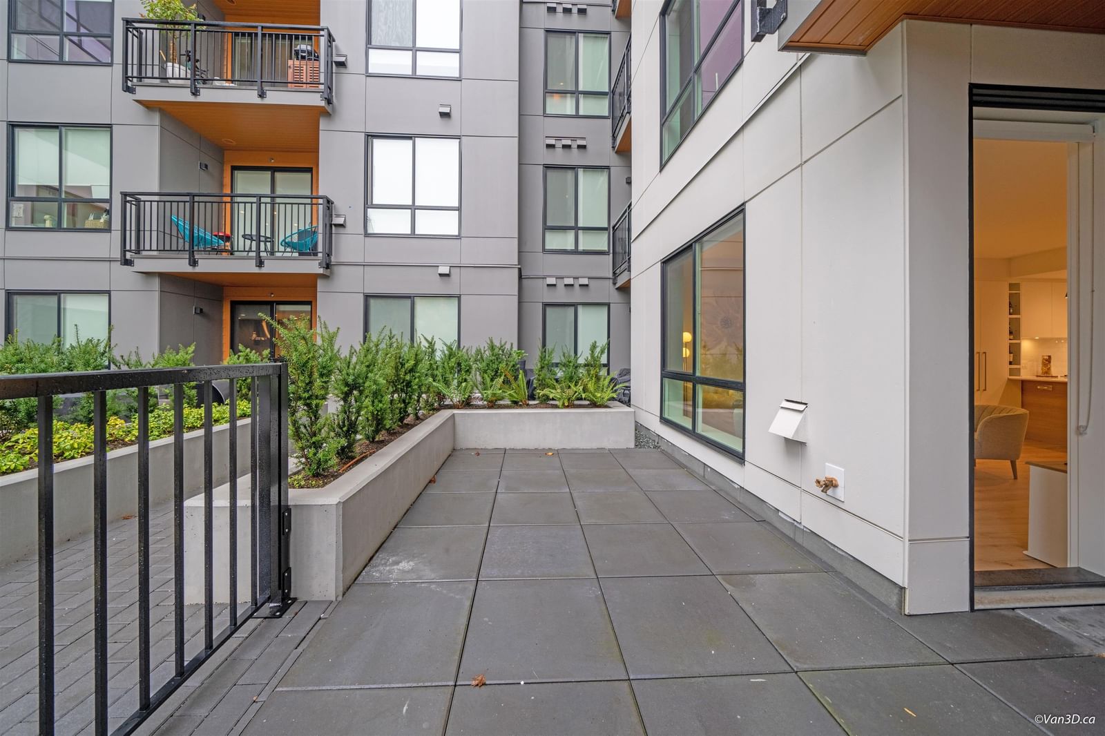 Listing Image 15