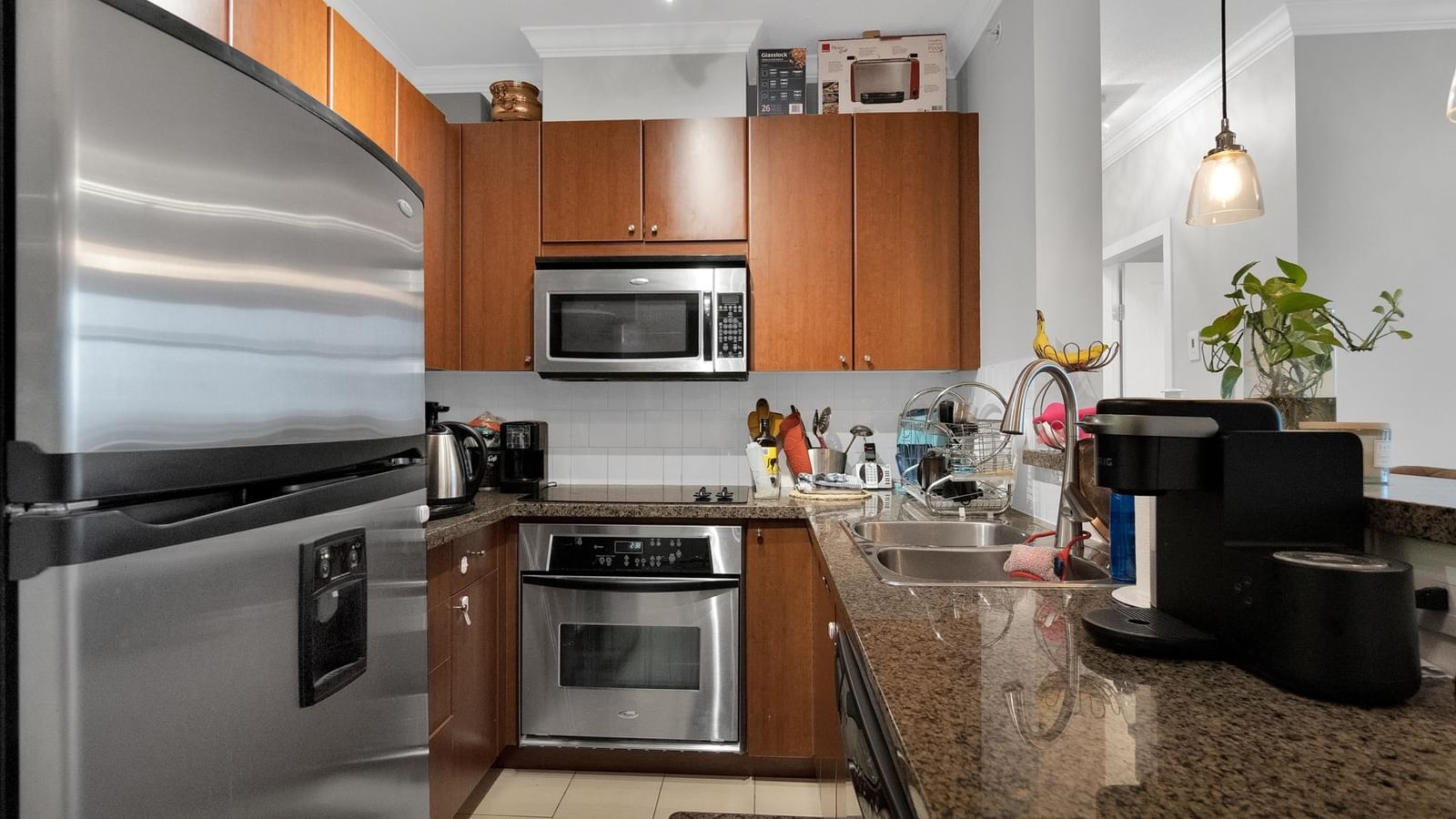 Listing Image 12