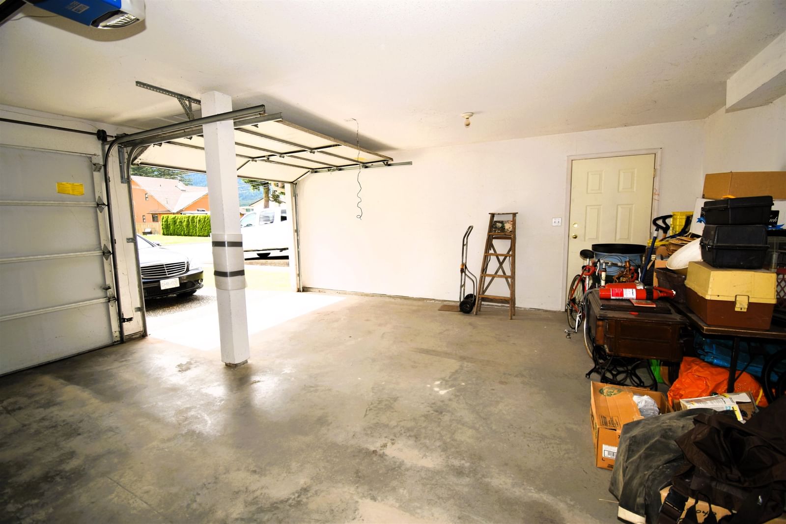 Listing Image 24