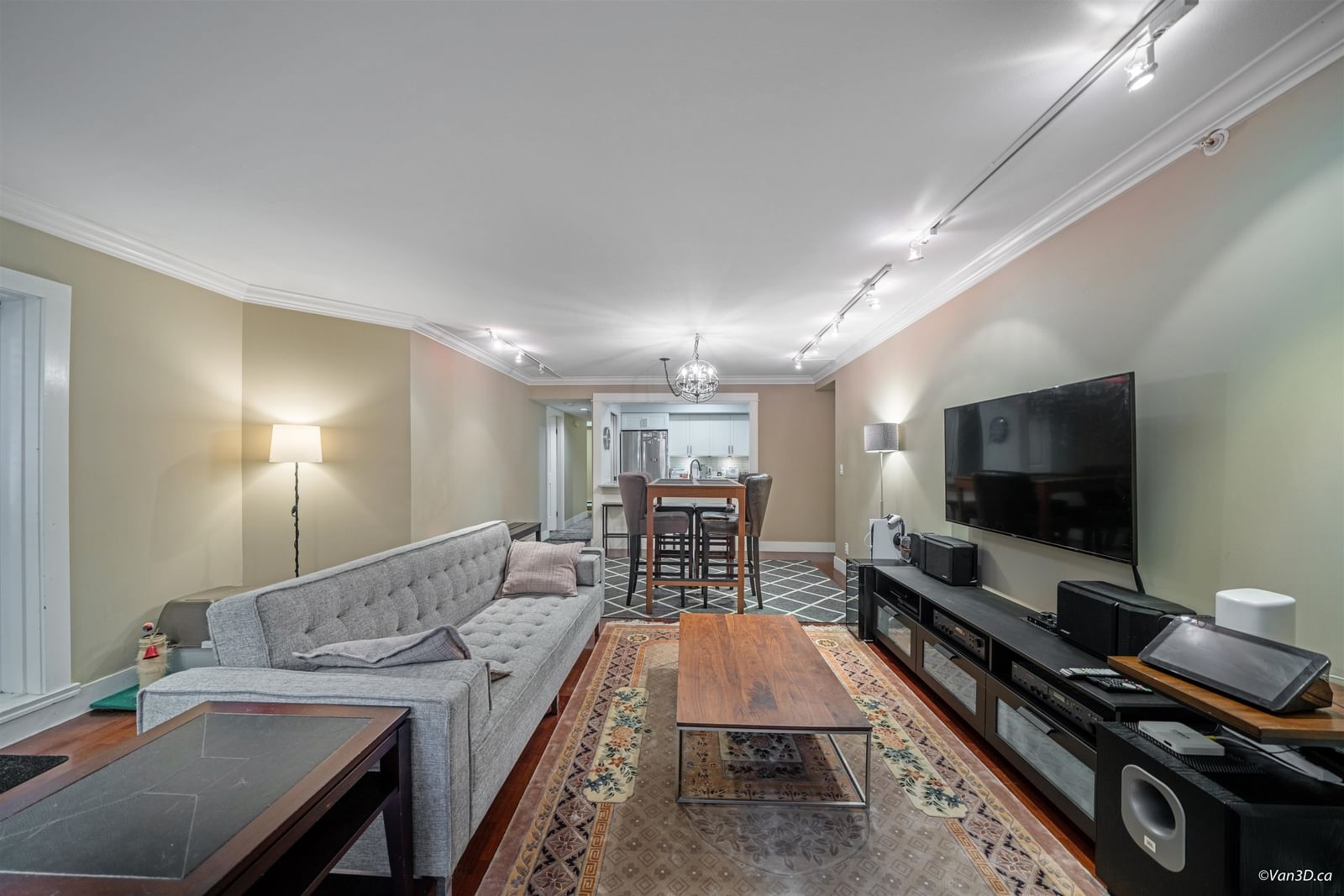 Listing Image 14