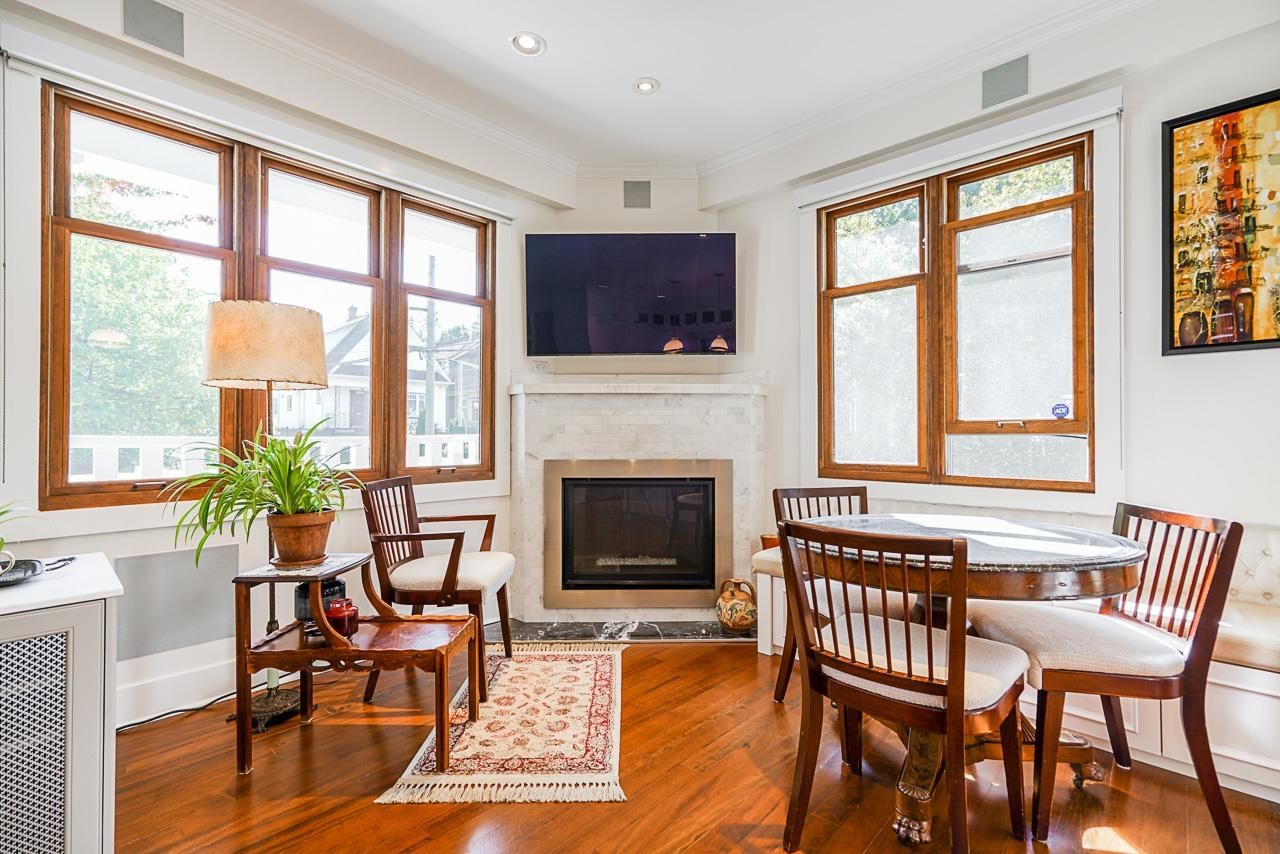 Listing Image 11