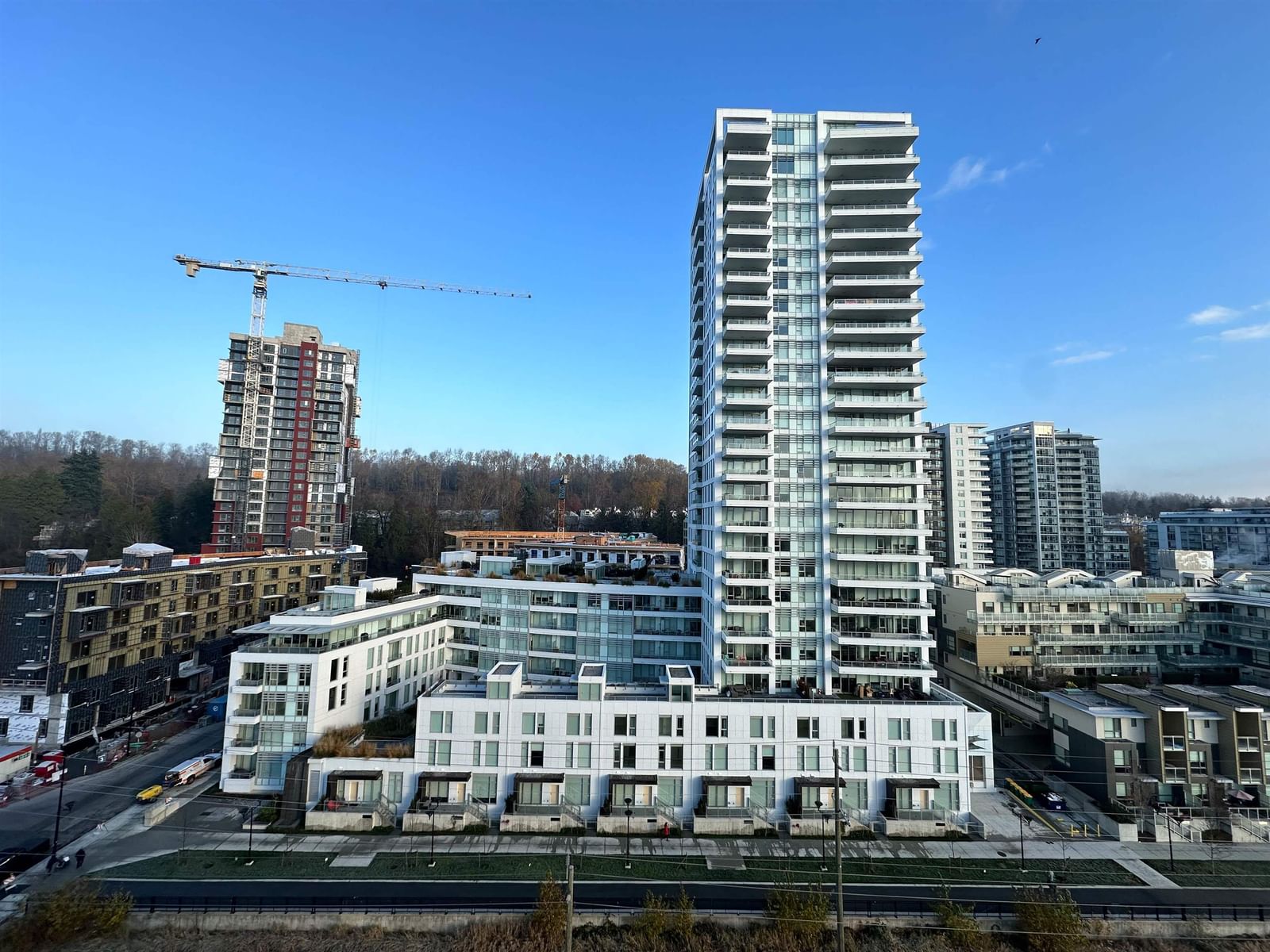 Listing Image 8