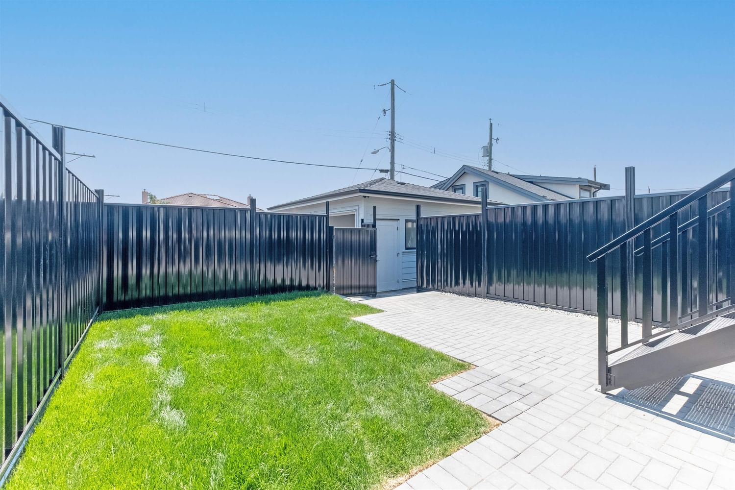 Listing Image 15