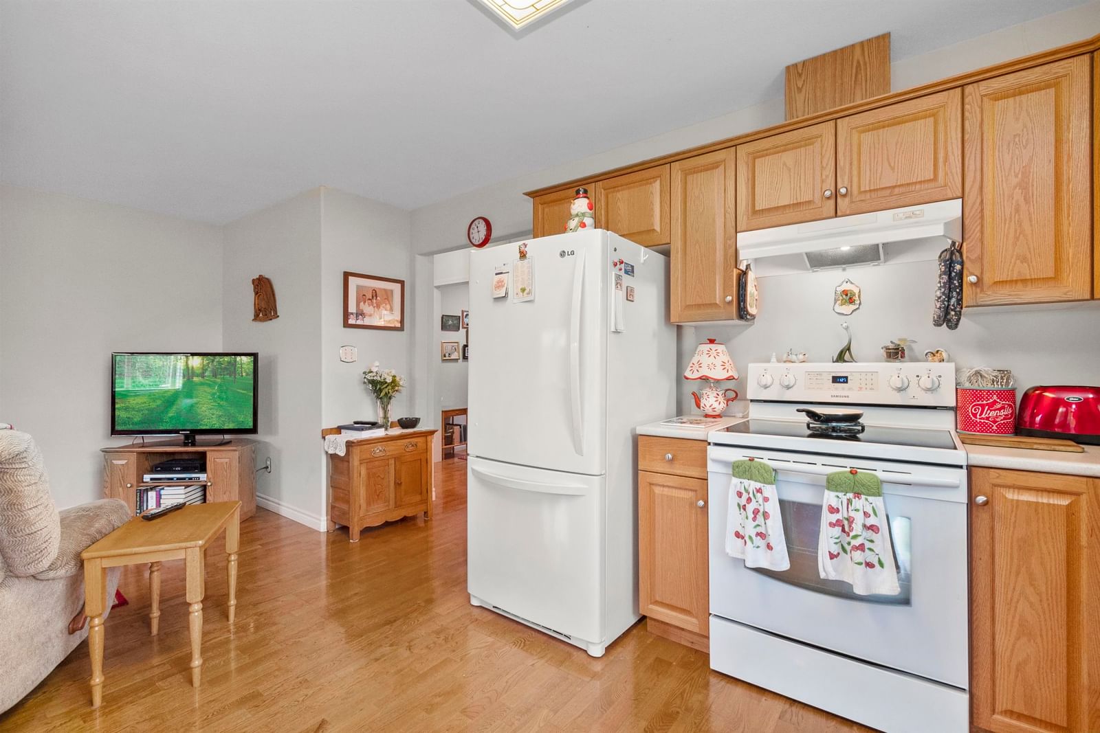 Listing Image 20