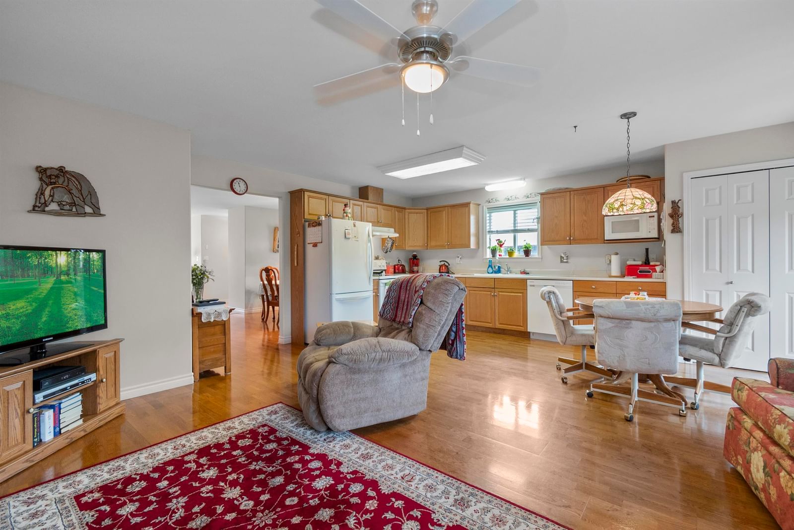 Listing Image 21