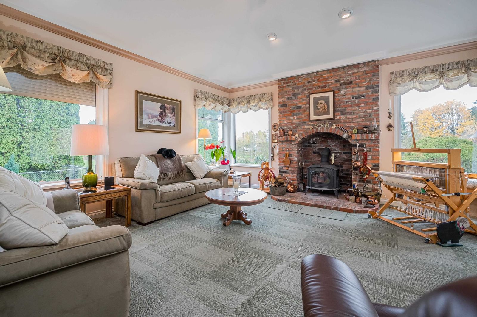 Listing Image 14