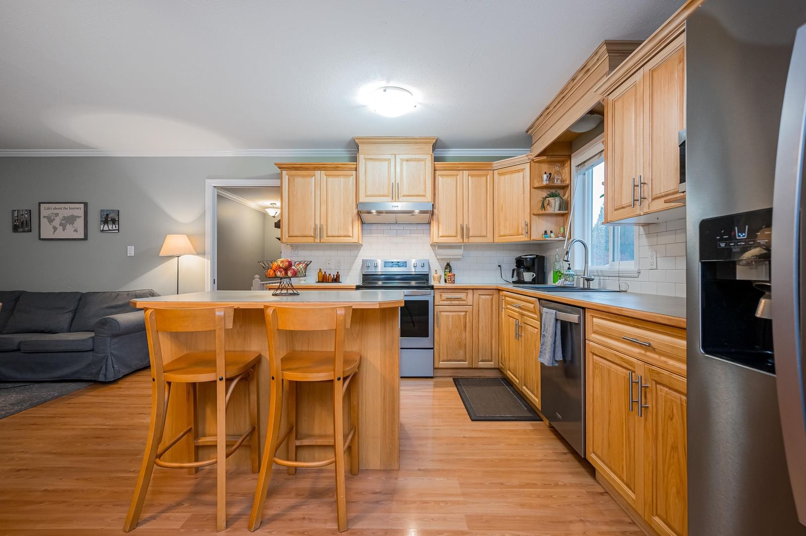 Listing Image 9