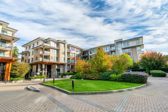 214 - 1152 Windsor Mews