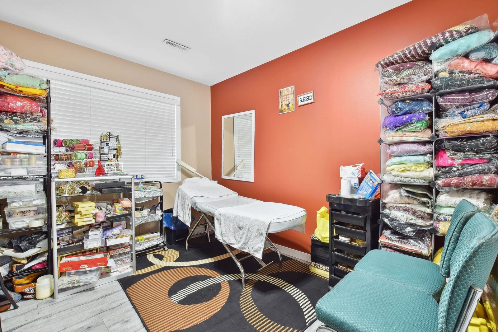 Listing Image 21