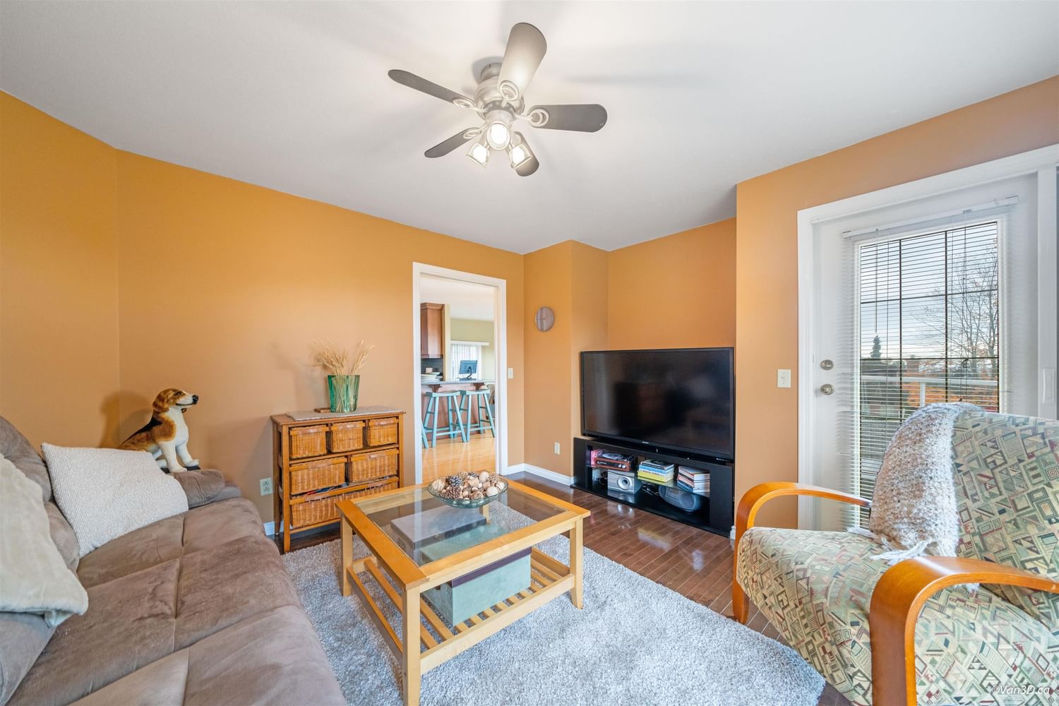 Listing Image 16