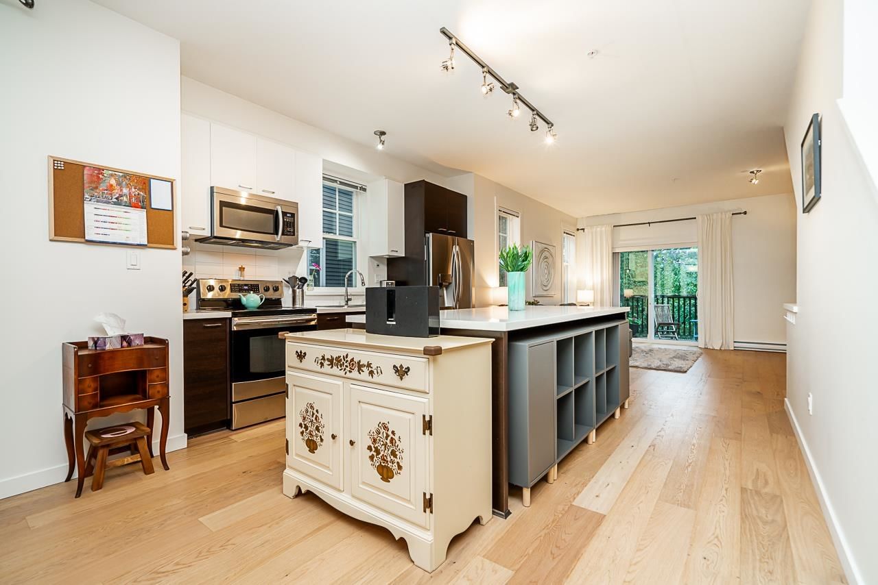 Listing Image 13