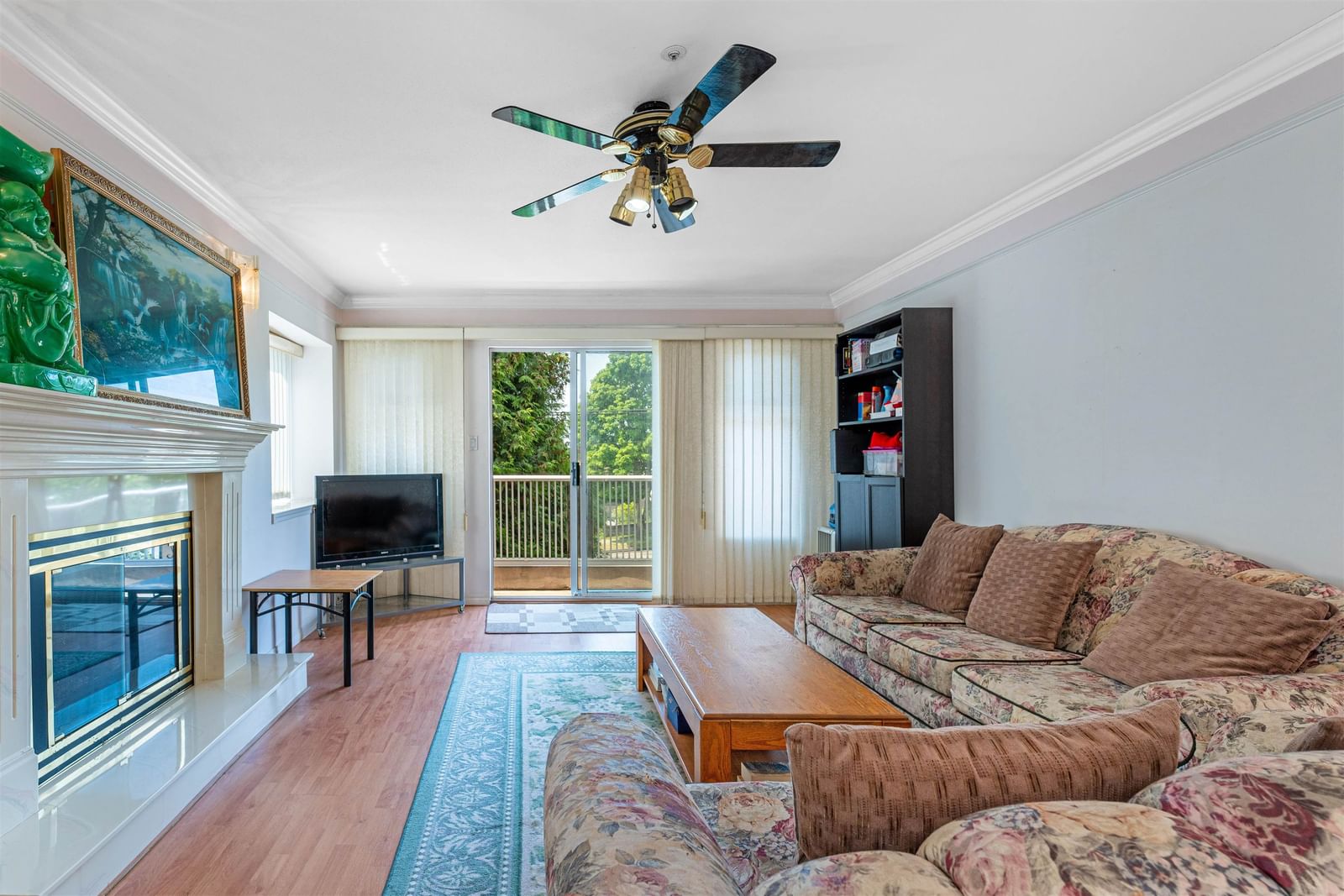 Listing Image 5
