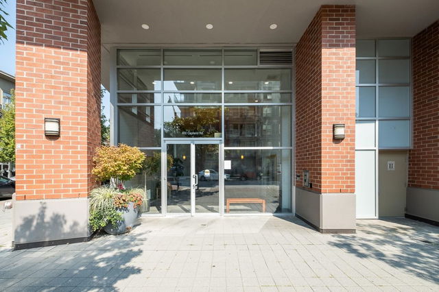 908 - 400 Capilano Road