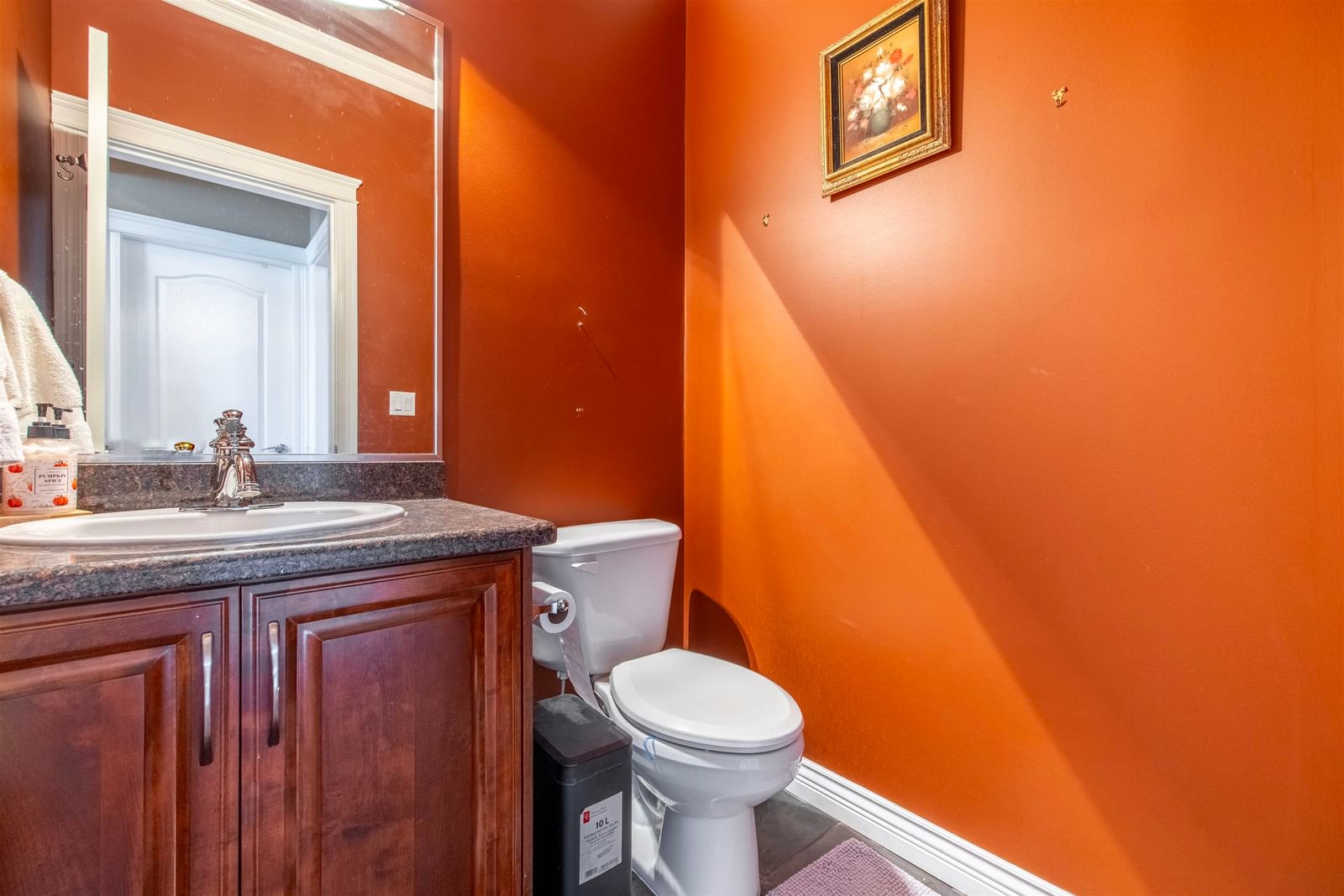 Listing Image 13