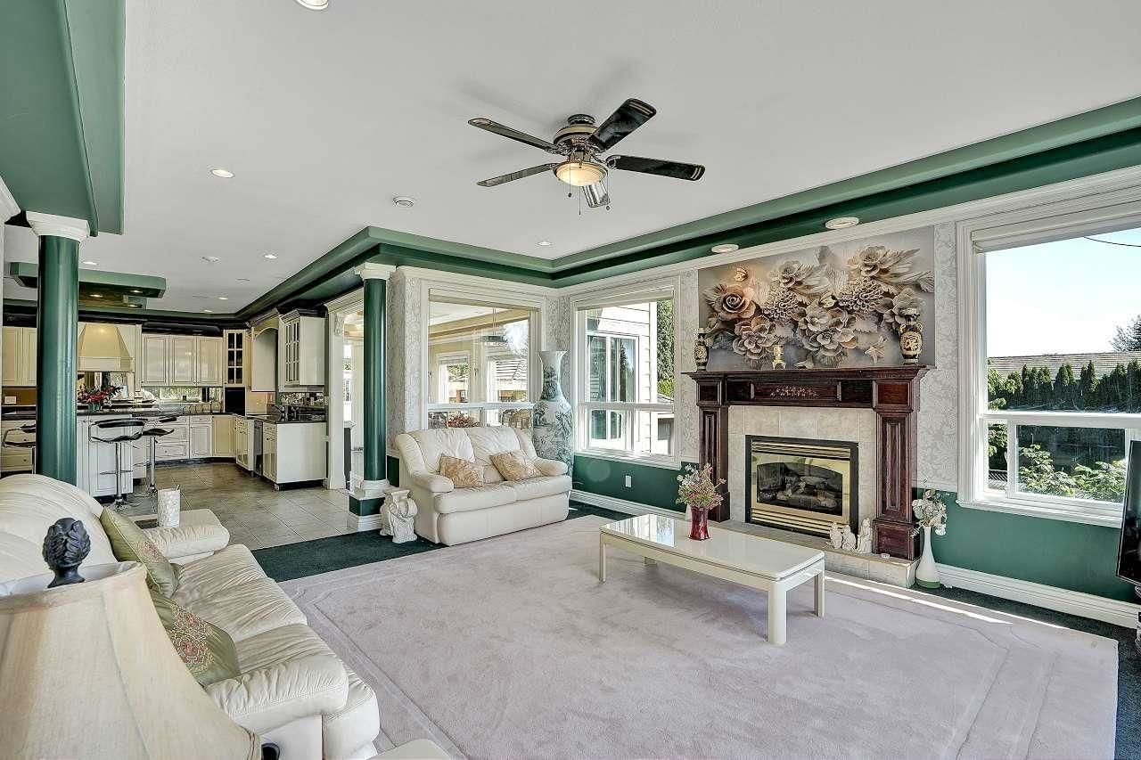 Listing Image 19