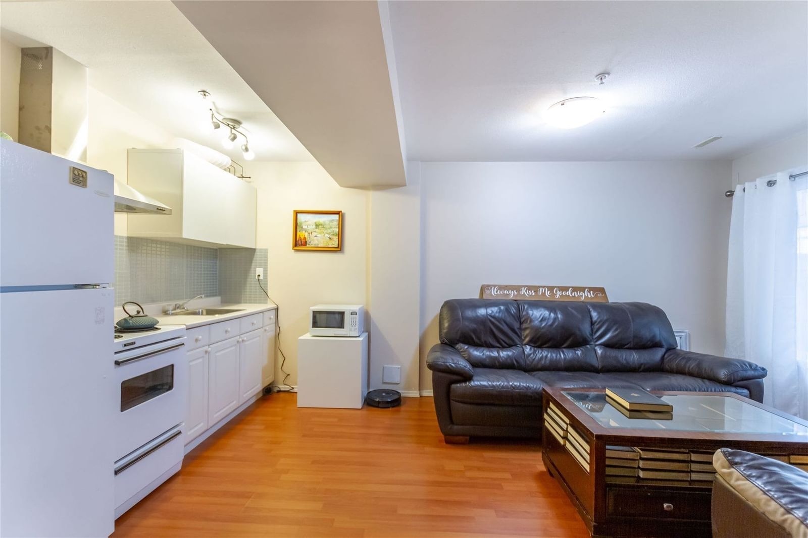 Listing Image 18