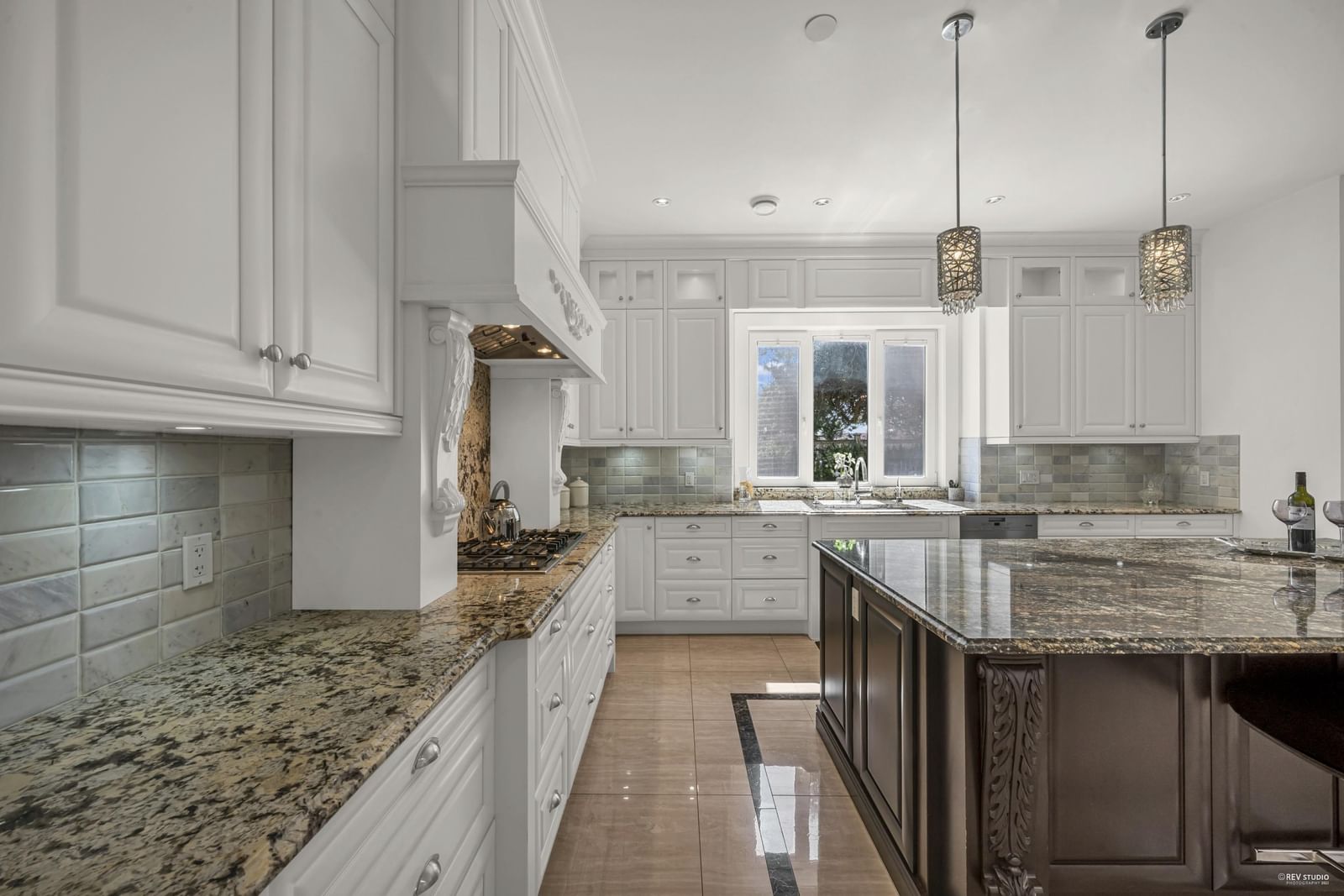 Listing Image 15